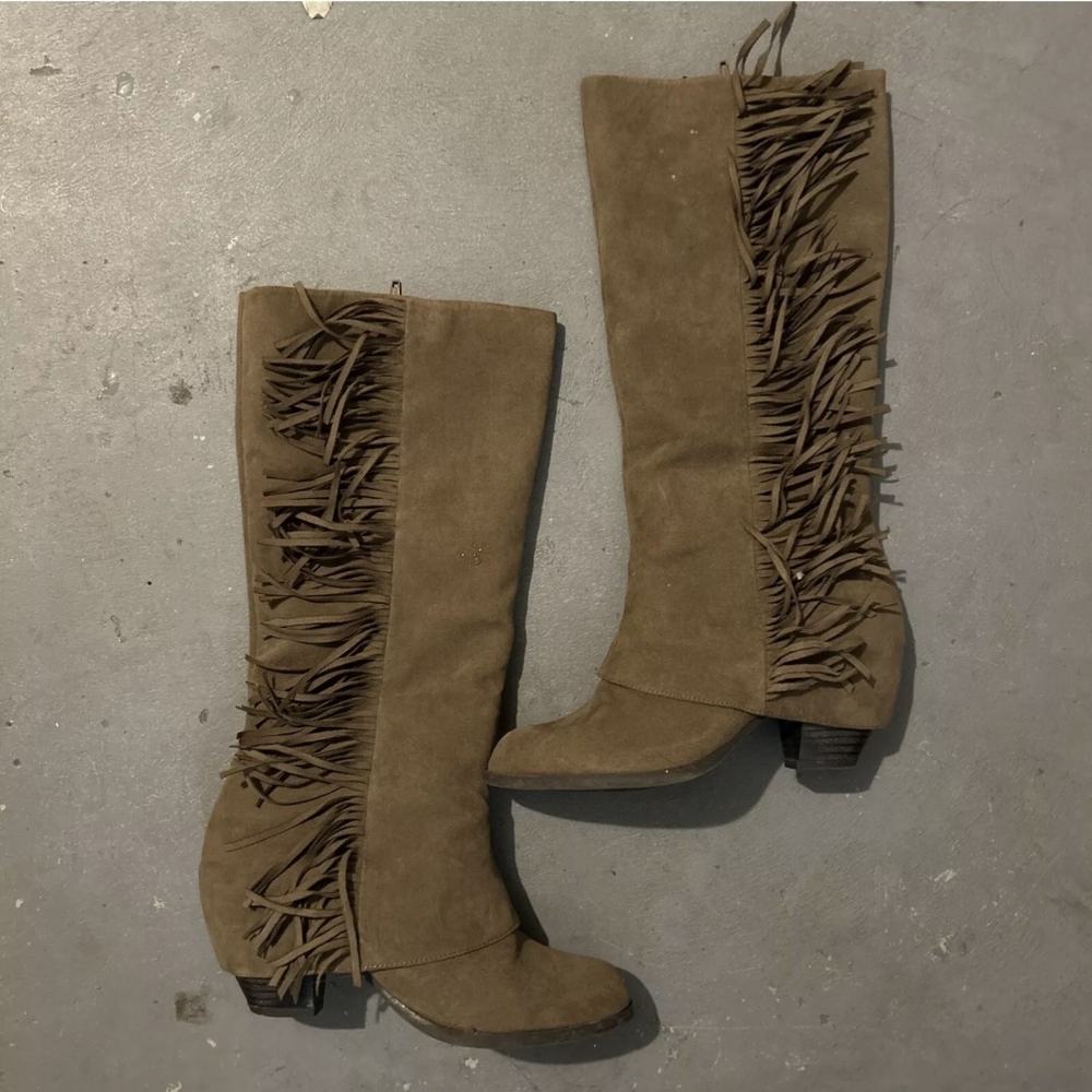 Fringe Suede Knee-High Boots - Tan